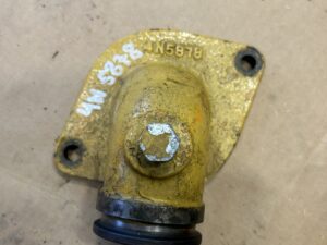 4N-5878 Elbow