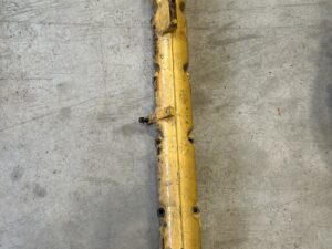 8N-7048 Manifold RH